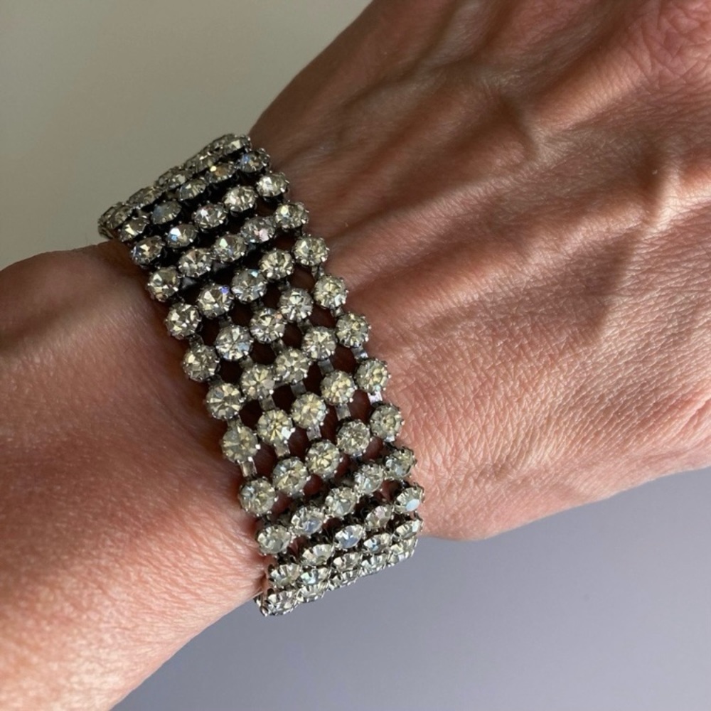 Vintage Estate Rhinestone Bracelet - Picture 3 of 16